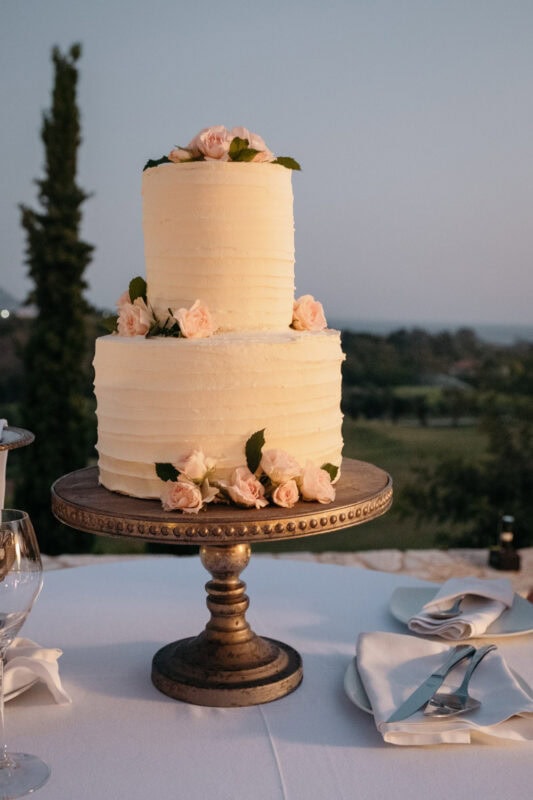 Elegant wedding cake at Charles and Miglena's Costa Navarino reception