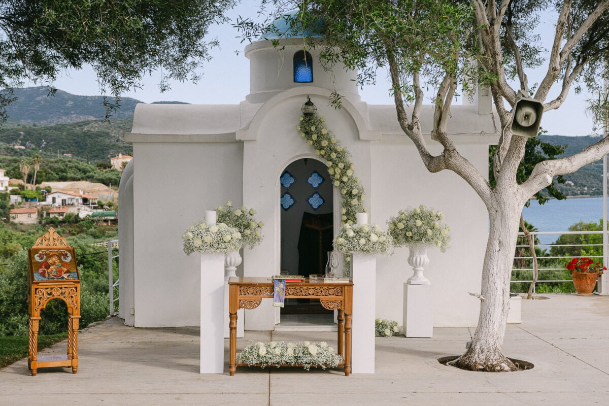 Seaside wedding ceremony at Akrotiri Venue in Kalamata